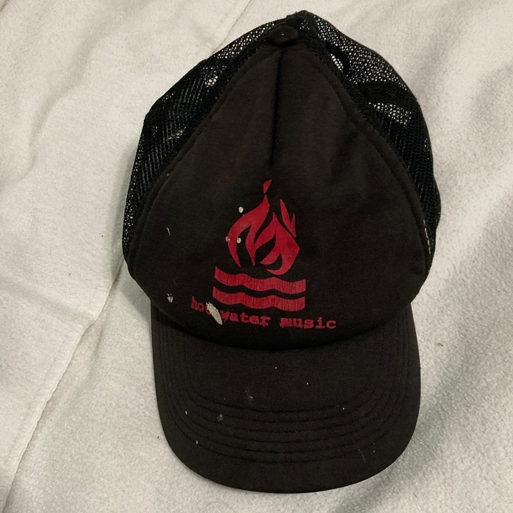Vintage hot water music hat little paint on the front but it will buff out